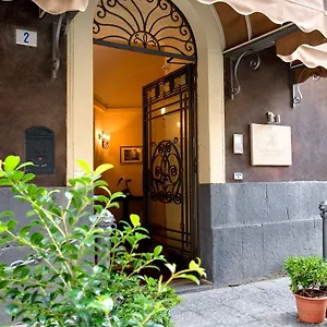 Manganelli Palace Aeroporto di Catania Fontana Rossa